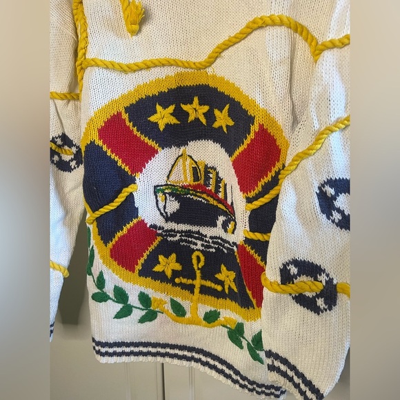 Vintage Nautical Coastal Anchor Sweater - Picture 5 of 9